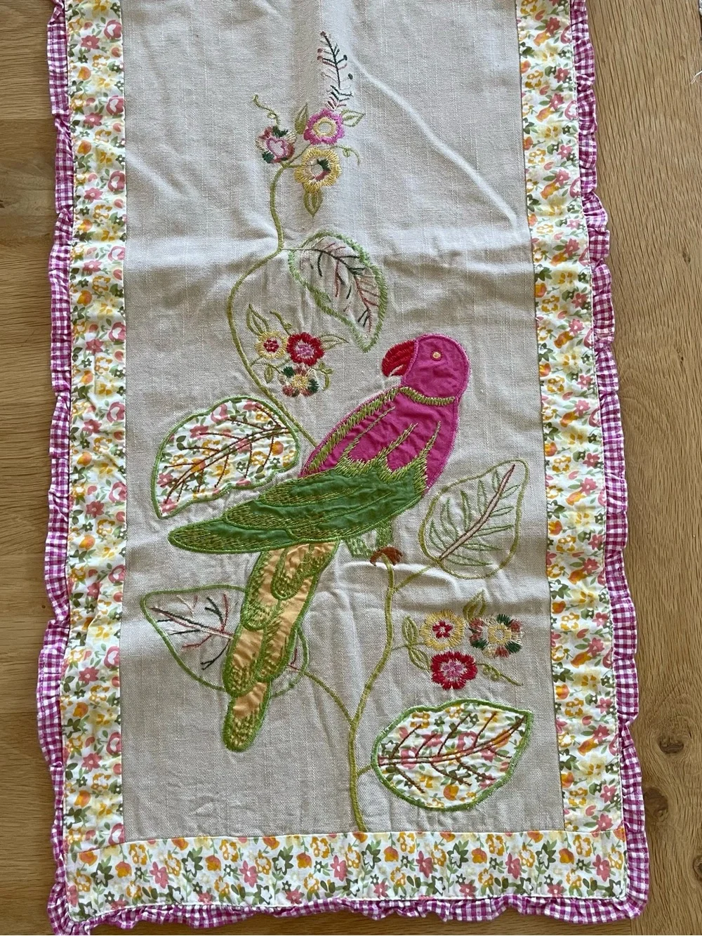 NWOT - Gorgeous Embroidered Pink & Green Bird Table runner